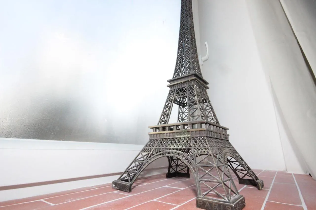 Ymmo 75012 Appart hôtel *