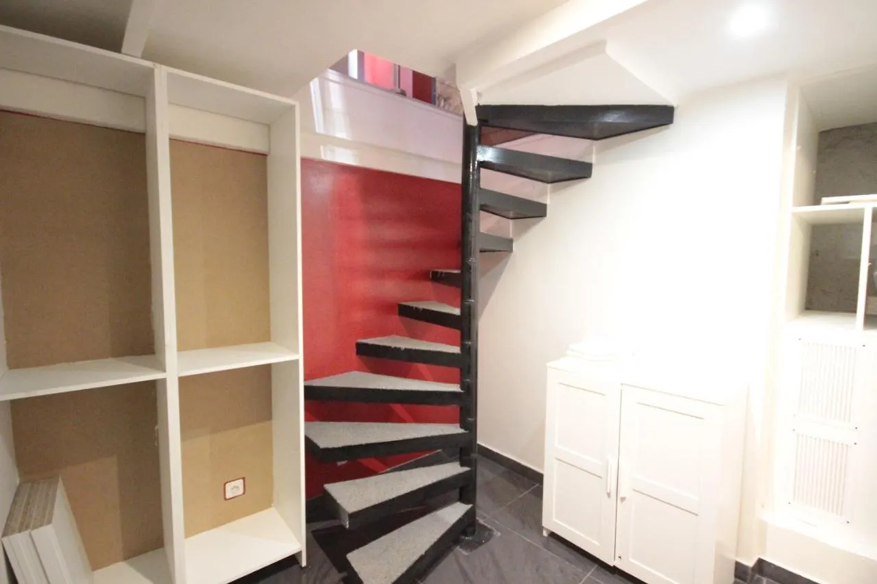 Aparthotel Ymmo 75012